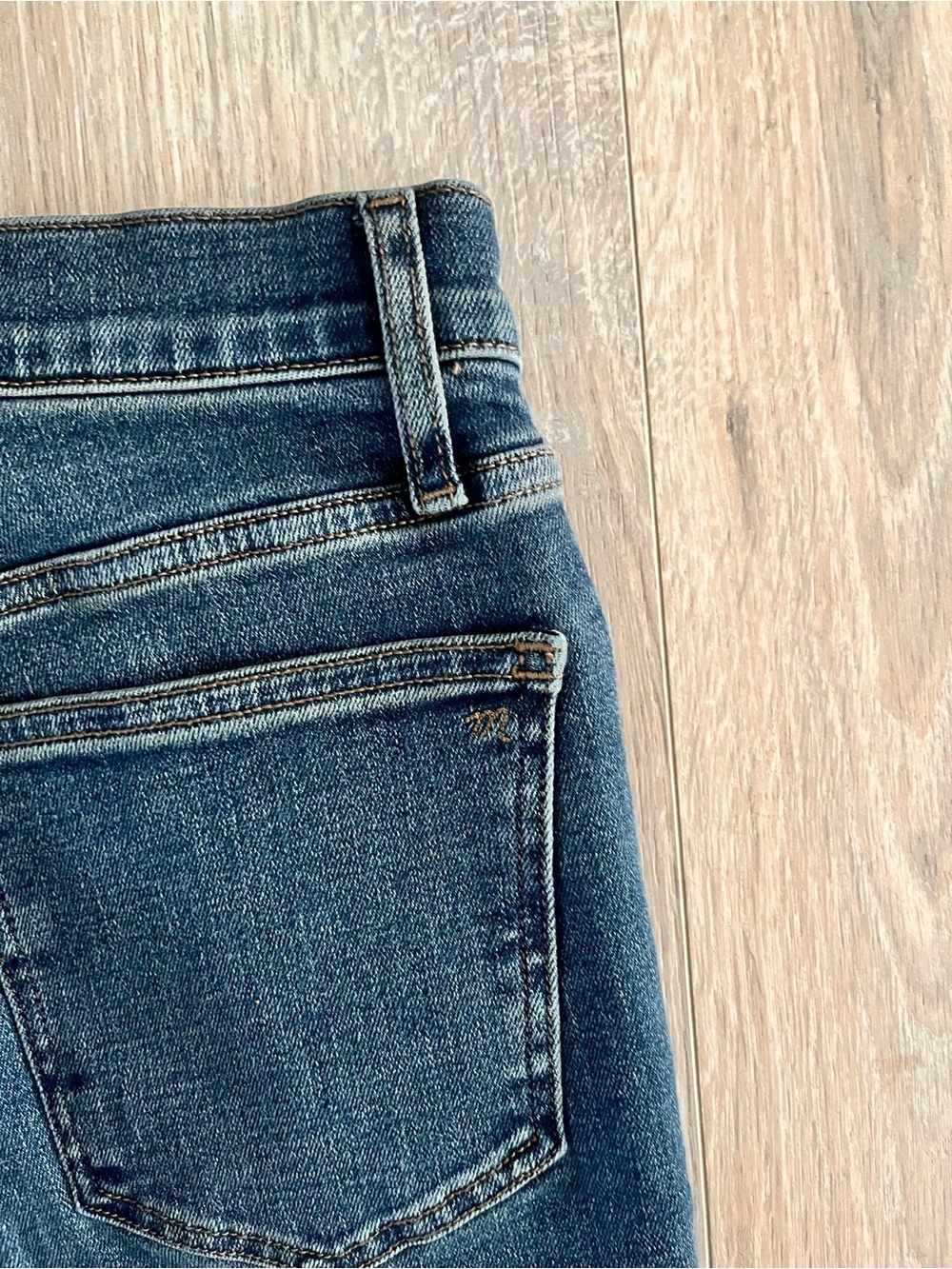 NWT Madewell Tall Kick Out Crop Jeans Lenoir Wash Super Stretch - Size 27 Tall - Picture 10 of 10